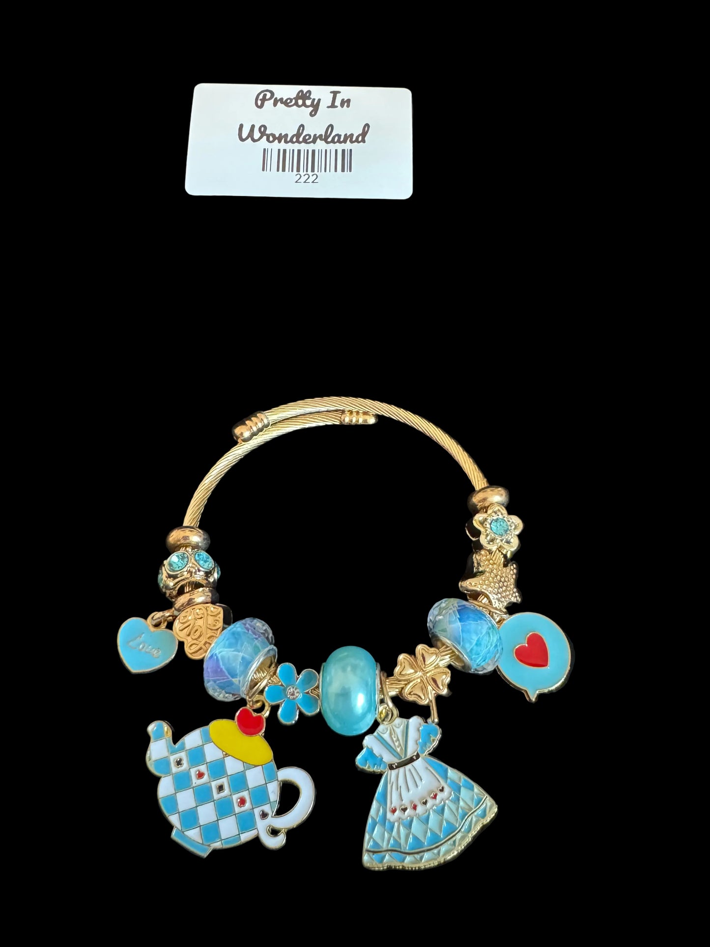 Pretty In Wonderland